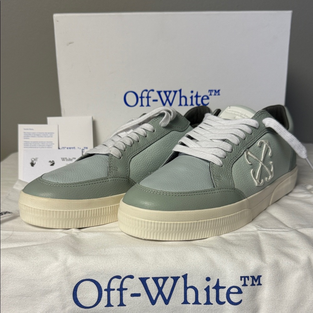 Off-White Low Vulcanized Leather Sneakers Green/Grey Size 44 EUC w/ Box